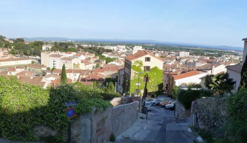 Hôtel Du Soleil Hyères Buitenkant foto