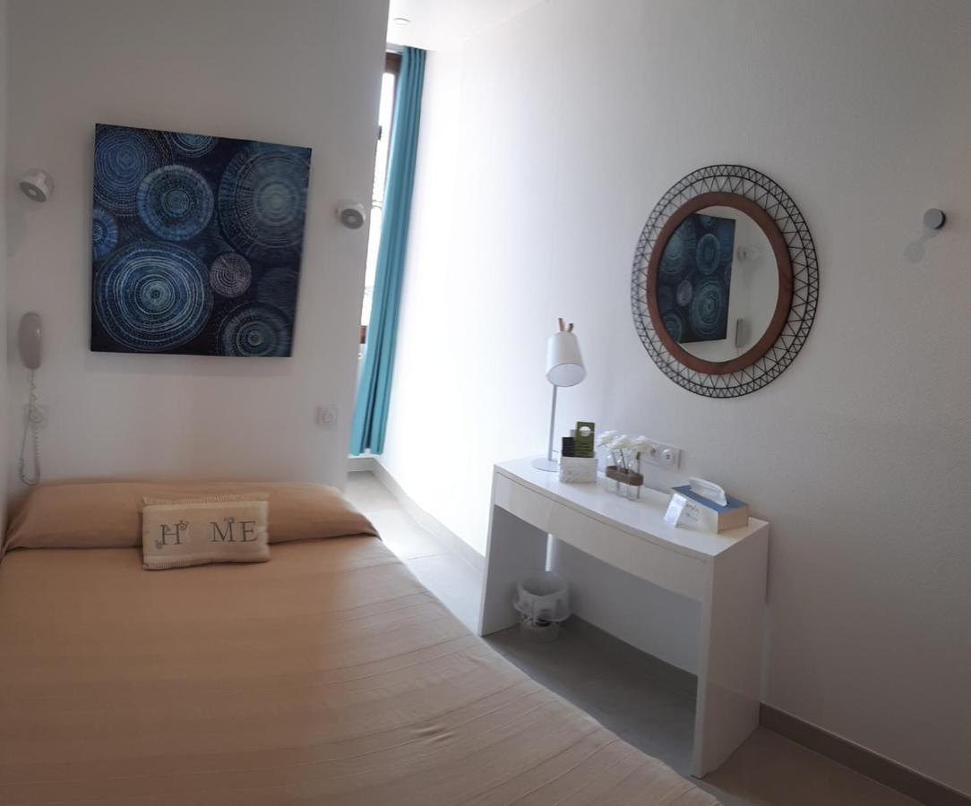 Hôtel Du Soleil Hyères Buitenkant foto